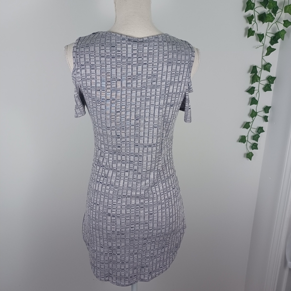 🔥4/$20 Blush Cold Shoulder Bodycon Dress XS Gray *SEE MEASUREMENTS/SIZE CHART* - Picture 3 of 11